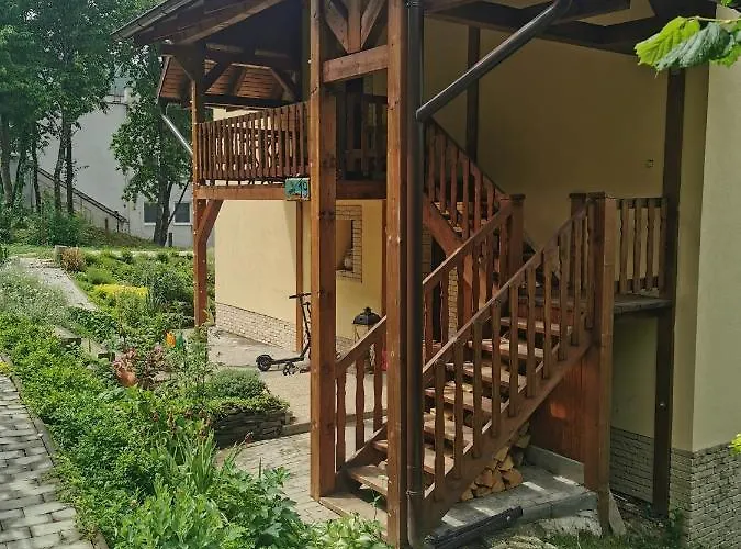 Pawlonia 트렌시안스케테플리스